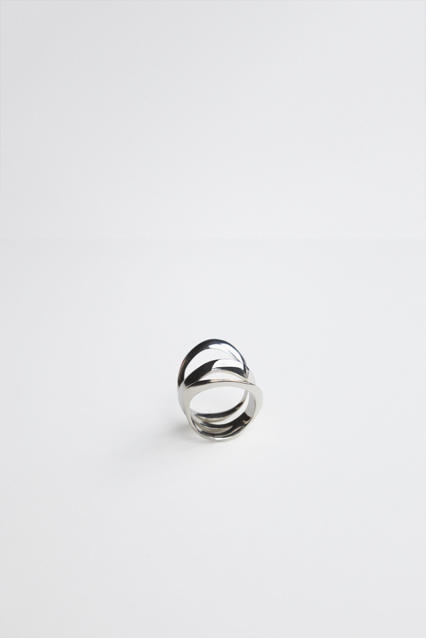 Tendrill_Silver_close_up_1